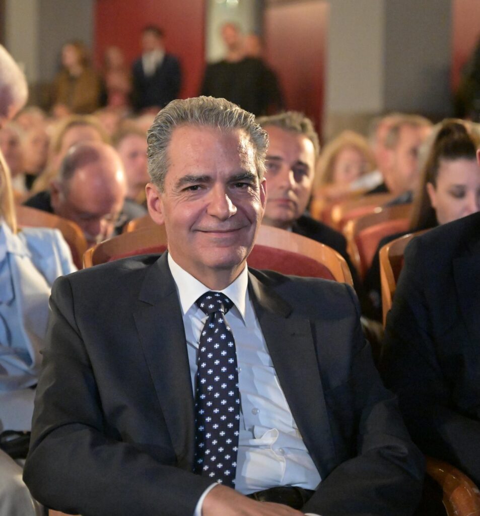 ΚΑΘΗΜΕΡΙΝΗ: Αλλάζοντας (πάλι) πίστα